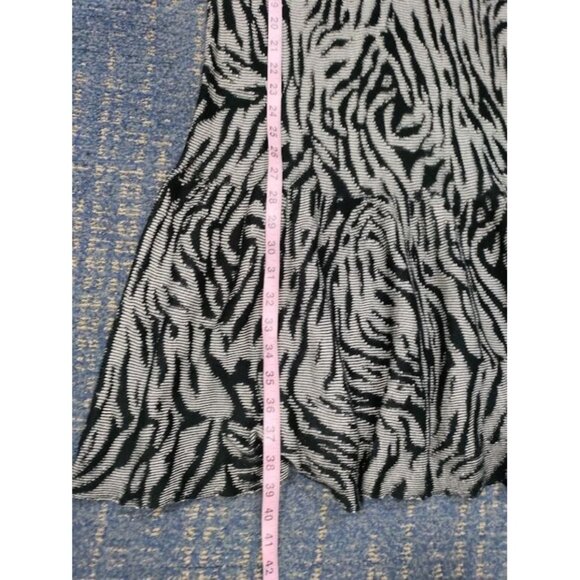 NWT Marie Oliver Cotton Zebra Print Jude Jacquard Skirt Black Oat Women's Medium - Picture 10 of 10